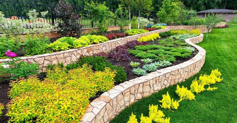 low maintenance garden ideas