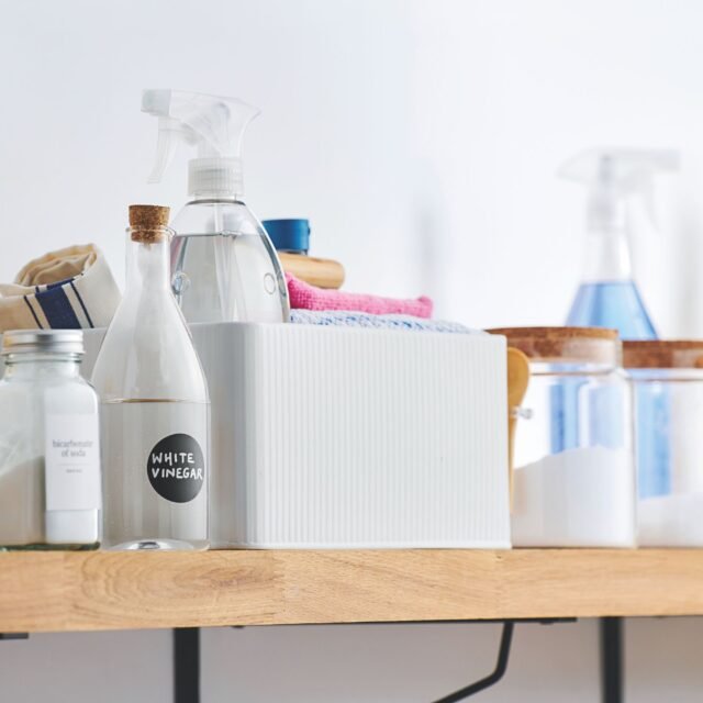 eco-friendly cleaning hacks